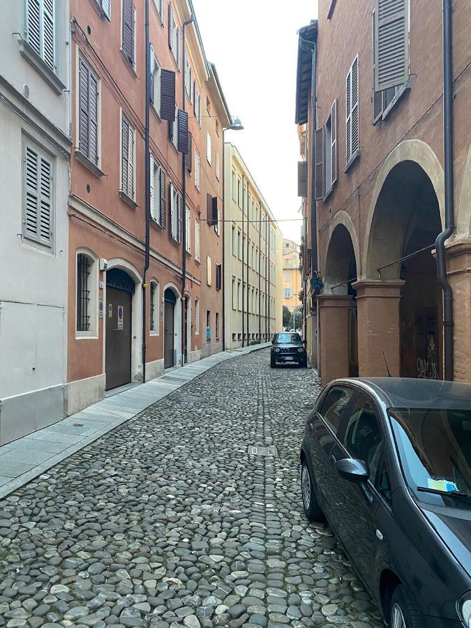 Empire - Affittacamere Modena Exteriör bild